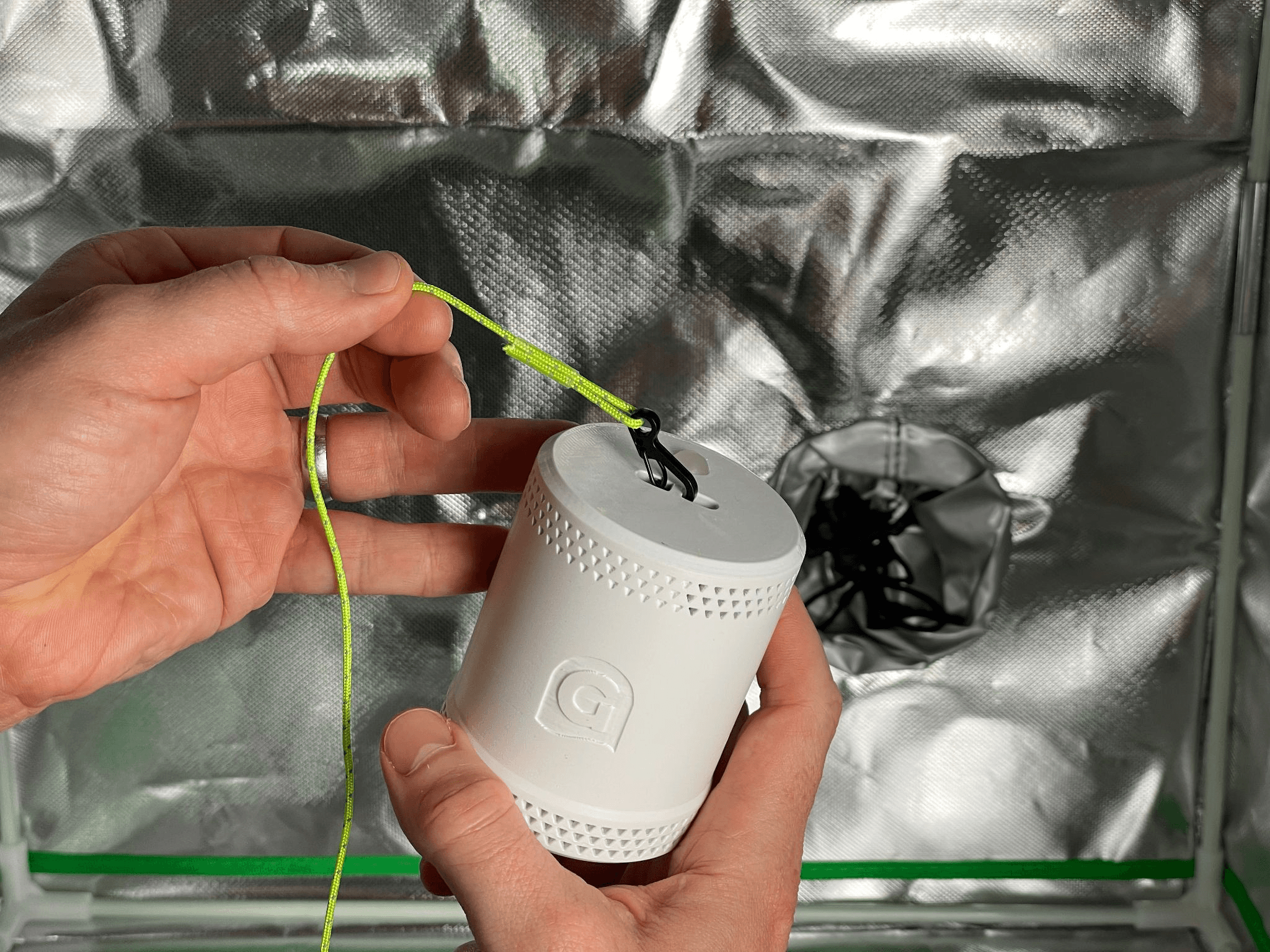 4 Paracord is now attached to sensor